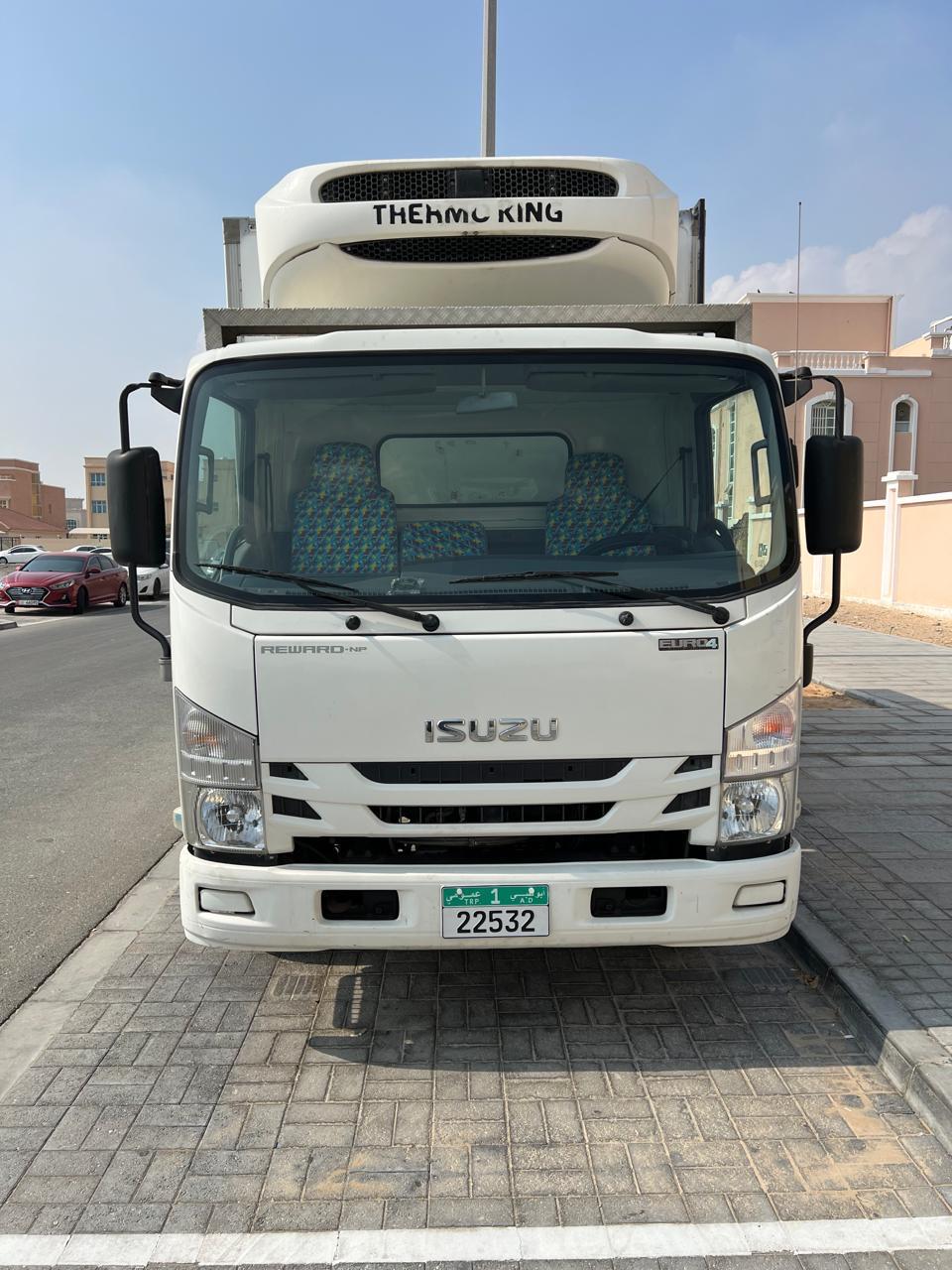 Chiller truck for rent in Dubai and Abu Dhabi refrigerated transport vehicle UAE